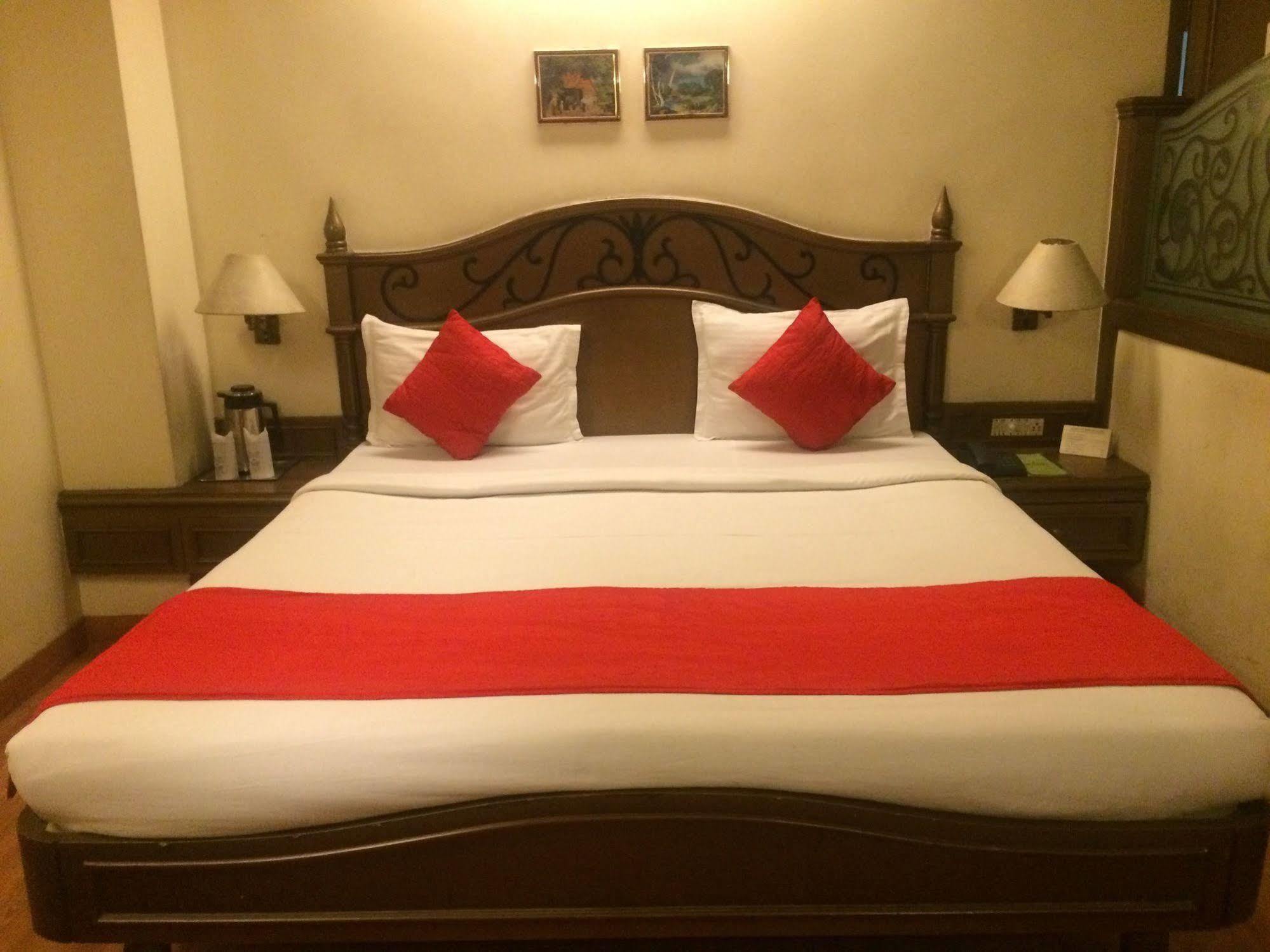 Park Palace Hotel Kolkata Luaran gambar